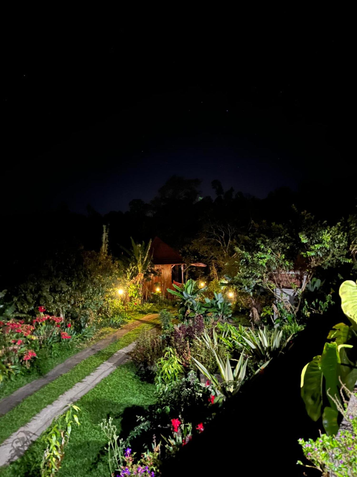 Manigelang Villa Munduk Zewnętrze zdjęcie